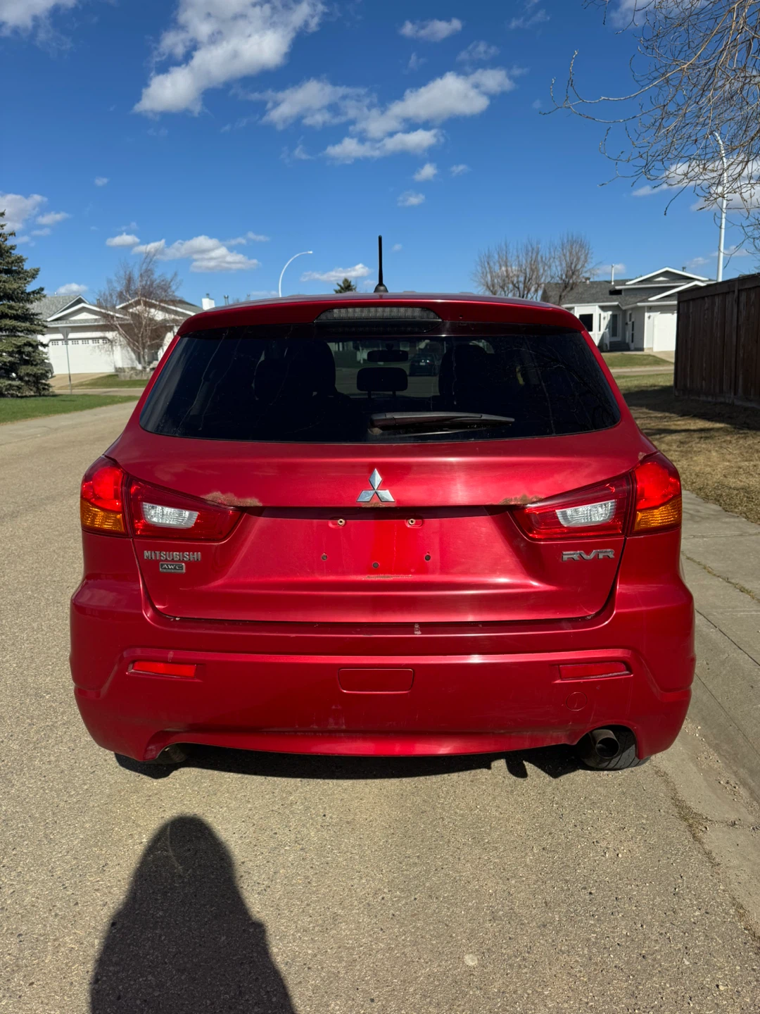 Red Mitsubishi RVR SUV - photo 4