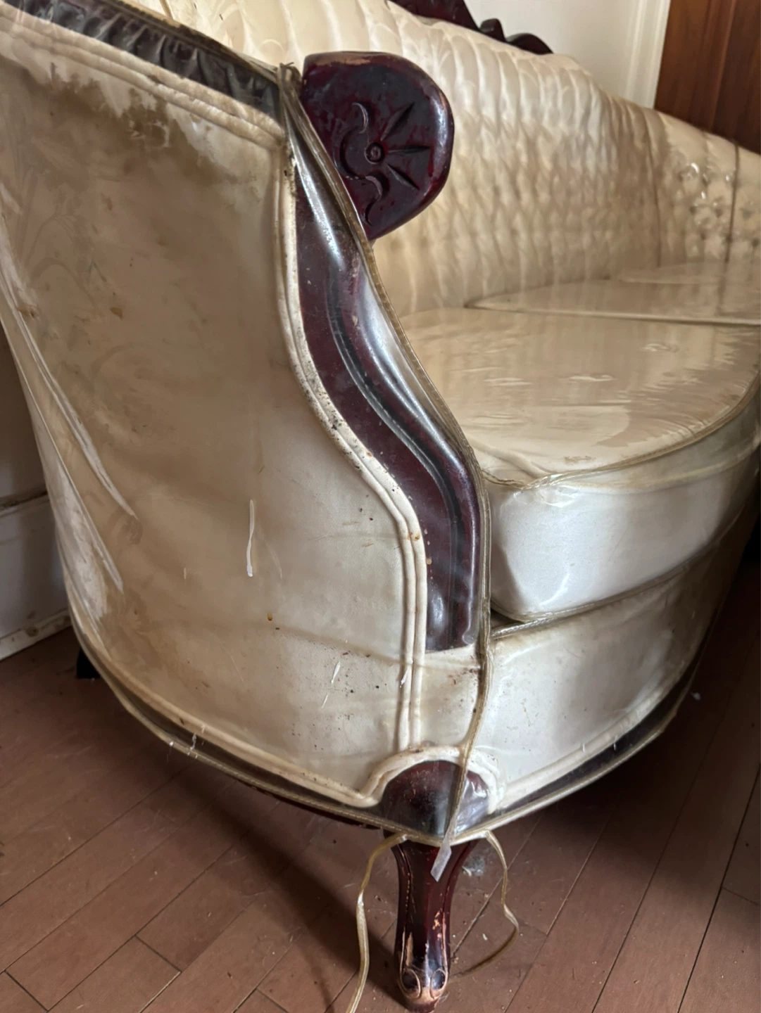 Antique Cream Sofa with Carved Wood Frame - photo 4