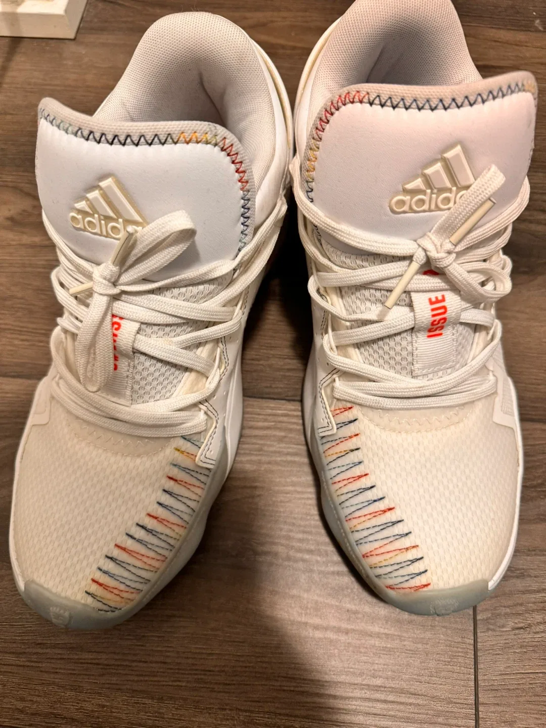 Adidas Men / Youth basketball shoes Size 8.5