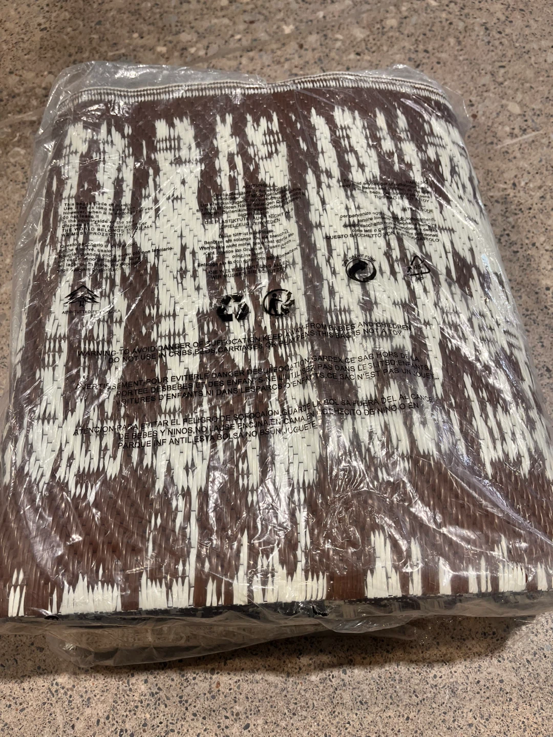 Outdoor Waterproof Reversible Patio Rug 5x8'