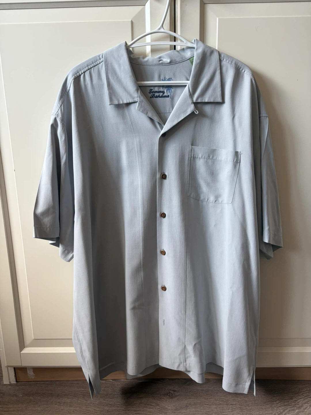 Tommy Bahama Men's XL Silk Blend Short Sleeve Shirt