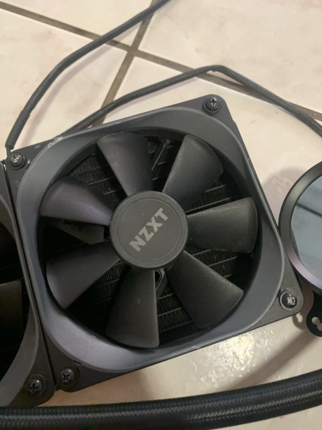 NZXT Kraken X62 AIO Liquid CPU Cooler - photo 2