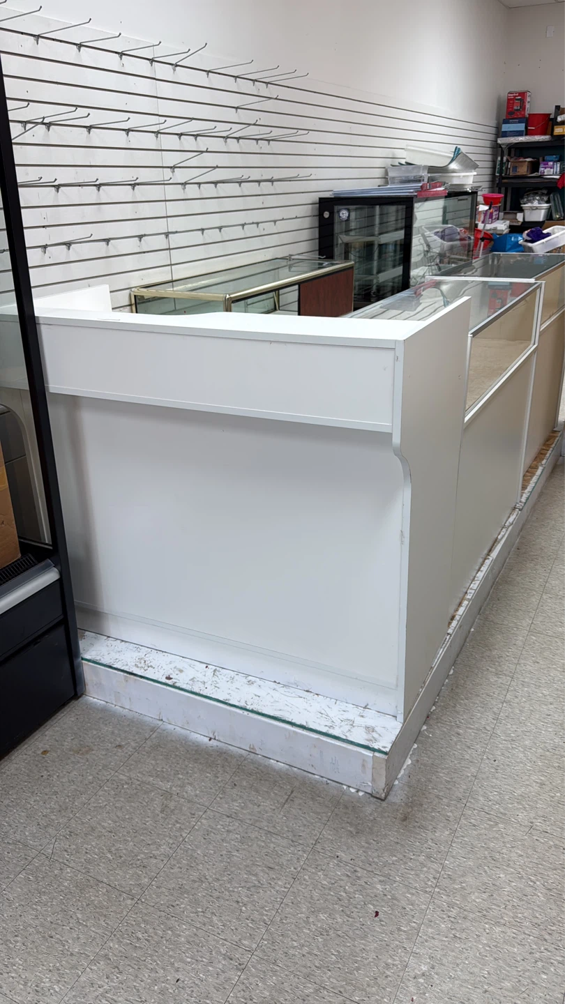 Commercial Display Counter