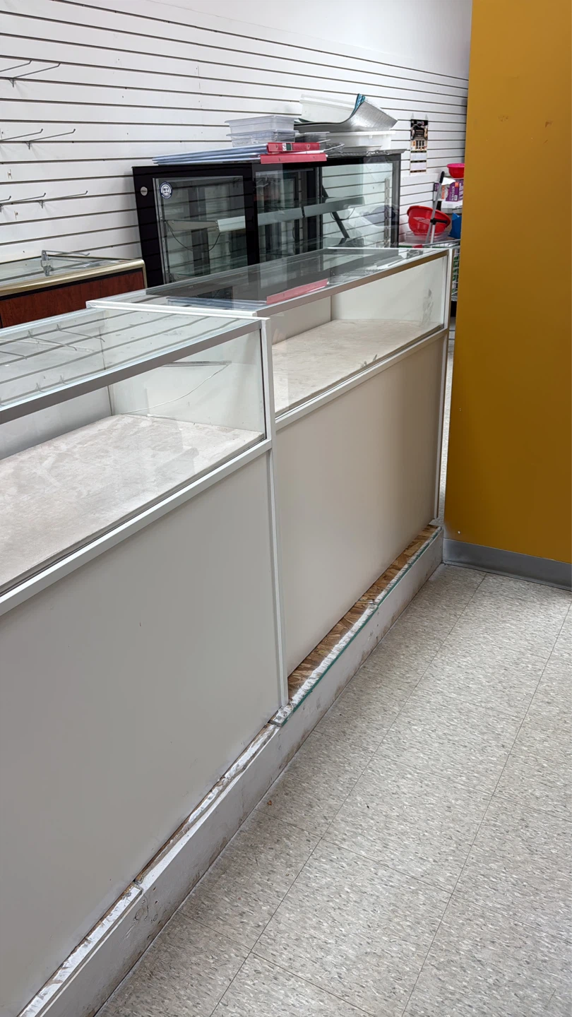Commercial Display Counter - photo 3