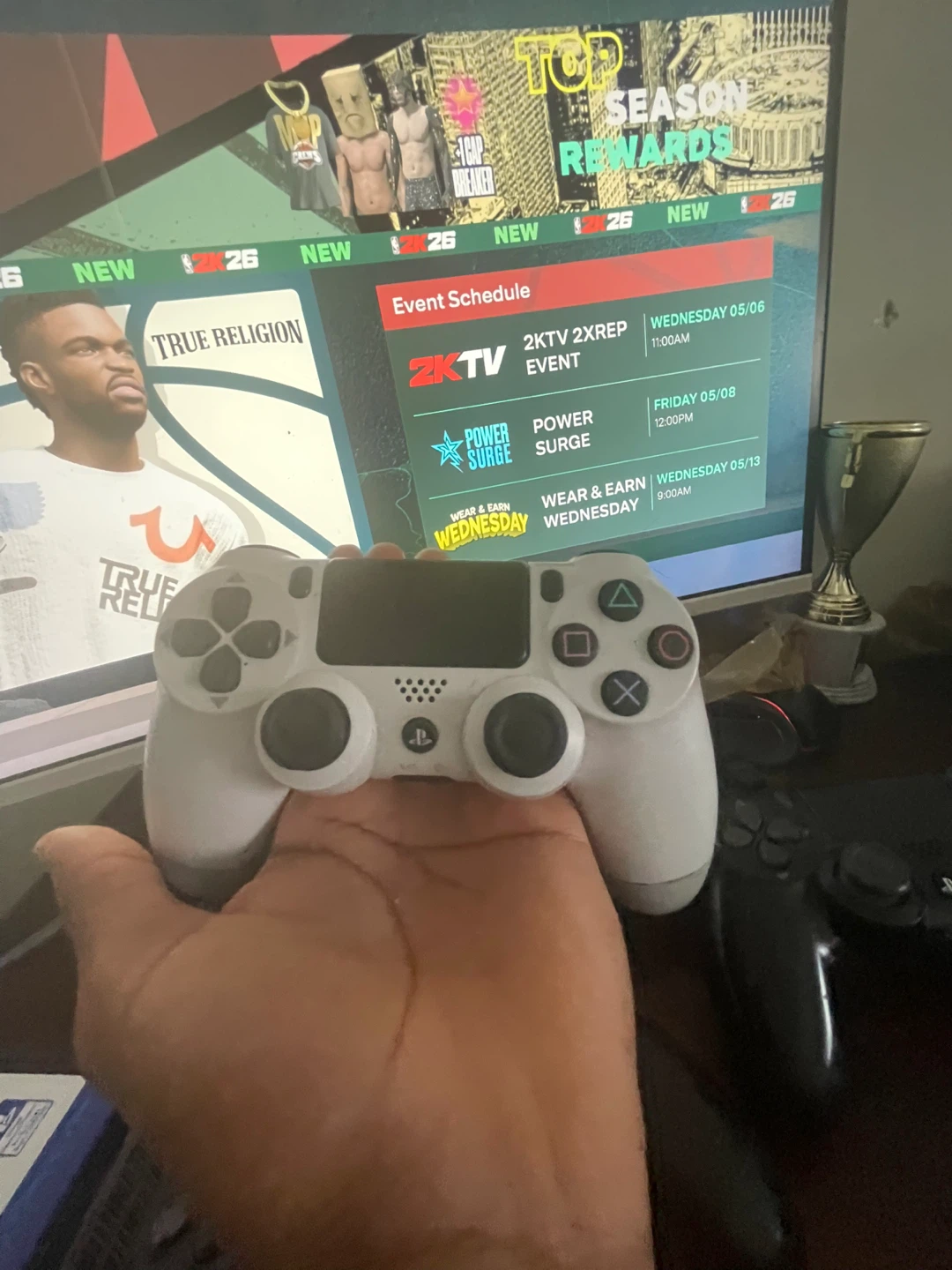 White PlayStation 4 DualShock Controller