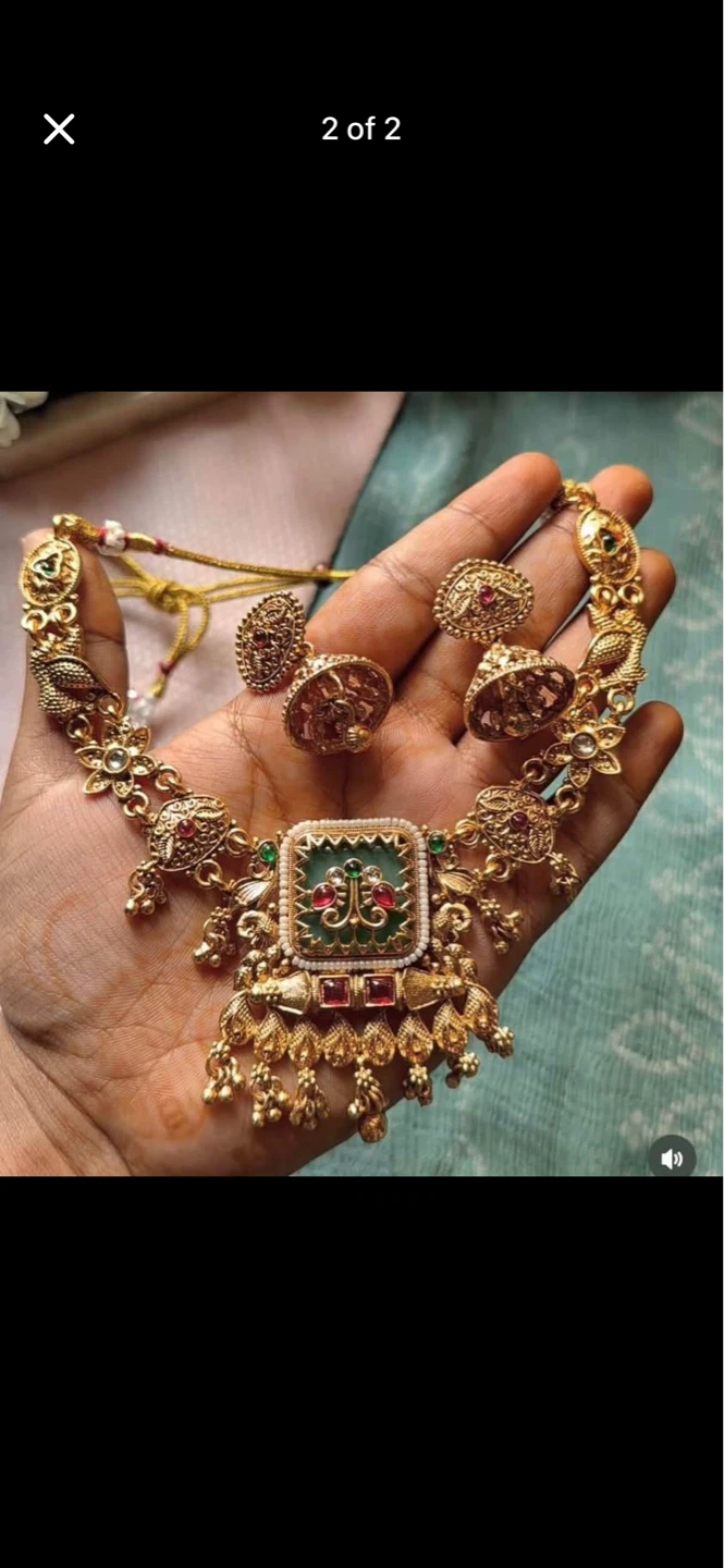 Gold-toned Indian Jewellery Set with Earrings