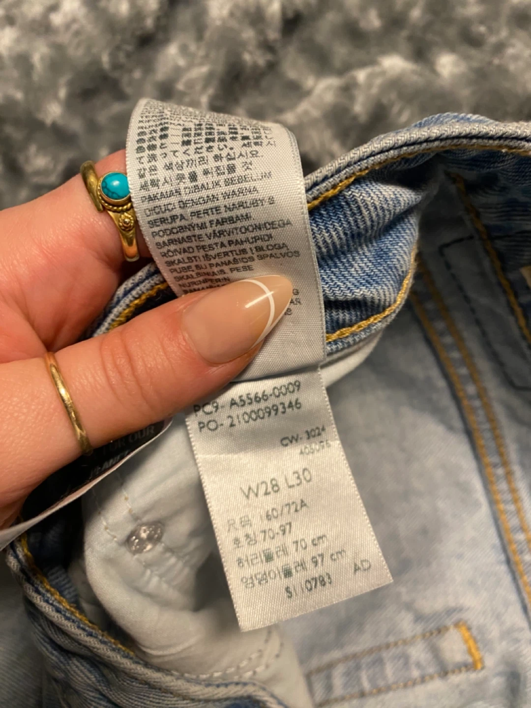 Levi's Low Loose Jeans - Size 28 - photo 4