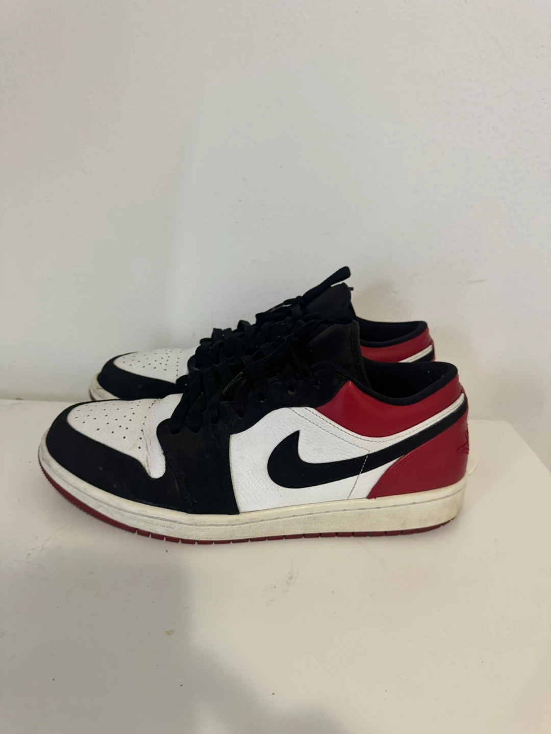 Jordan 1 Black Toe 2019 Mens (11US) - photo 2