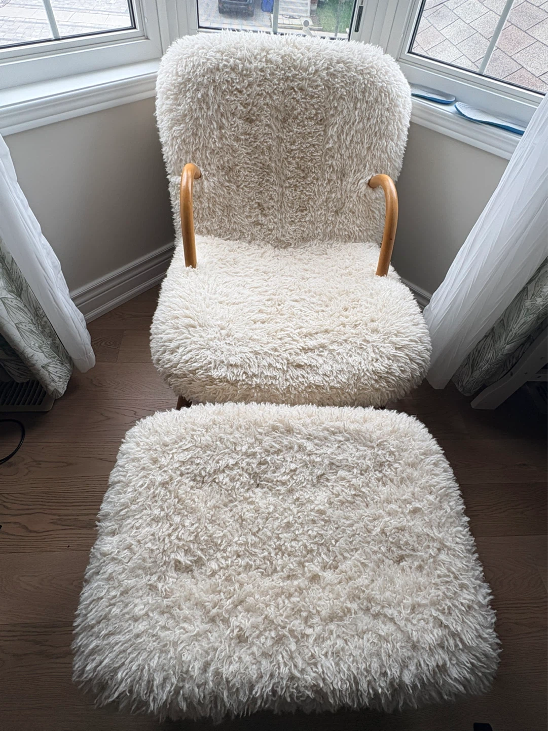 Fluffy Armchair and Ottoman Set