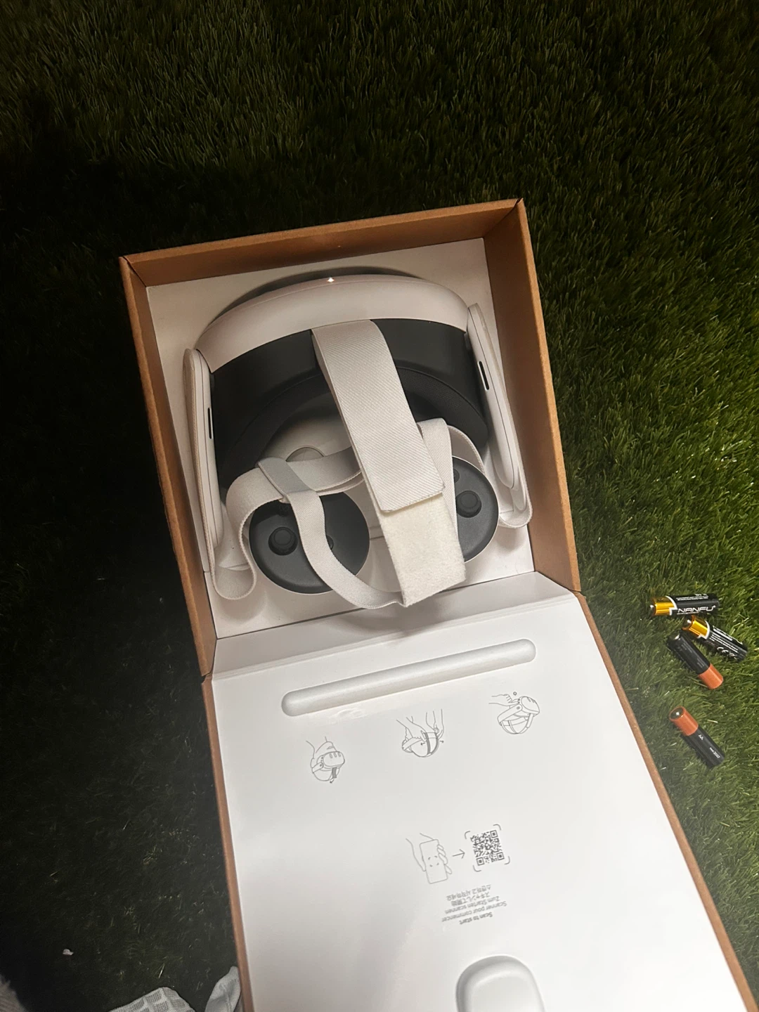 Meta Quest 3 512GB VR Headset - photo 3