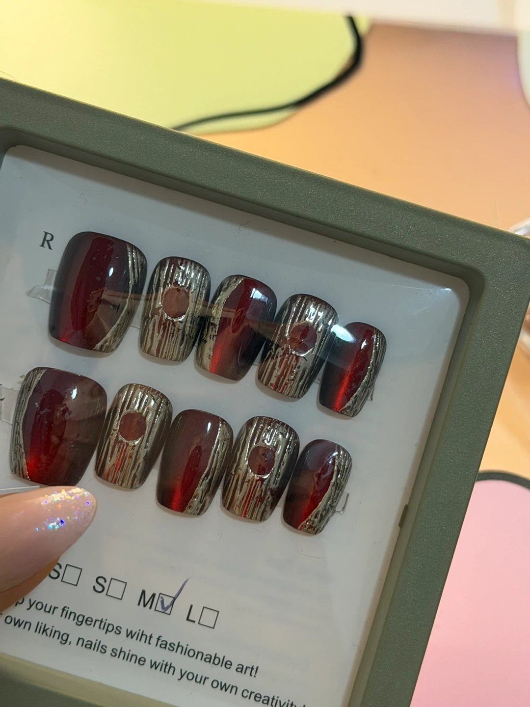 Hand made press-on Nails Set - Red & Silver Design
