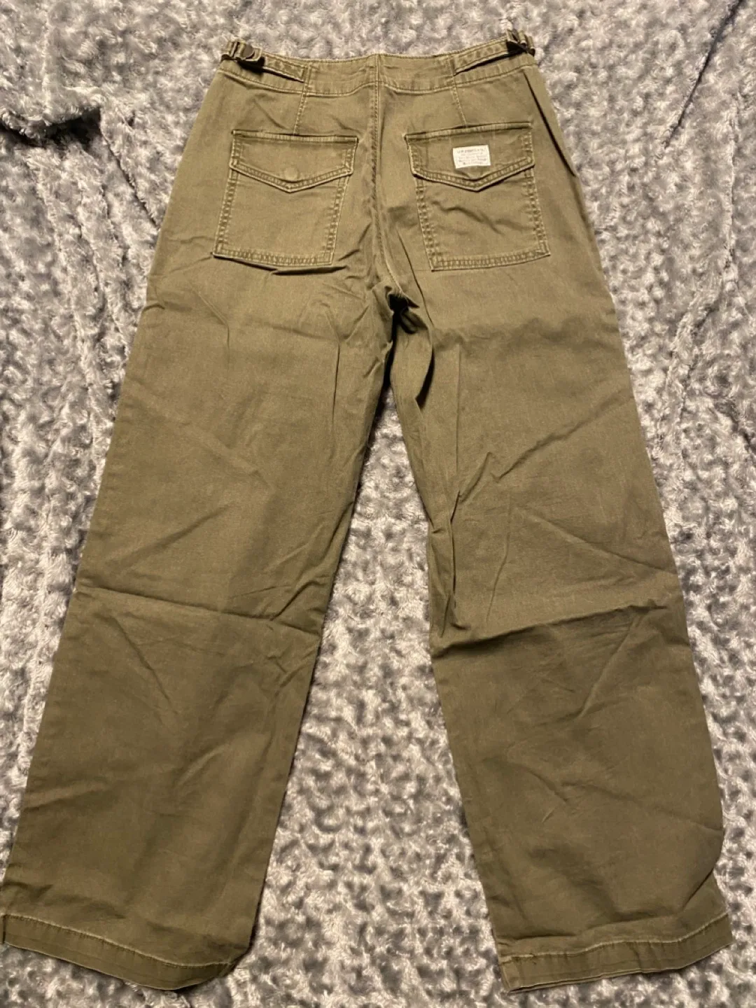 Levi’s Olive Green Cargo Pants - photo 4