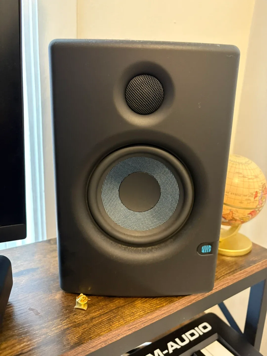 PreSonus Eris E4.5 Active Studio Monitor Speaker - photo 2