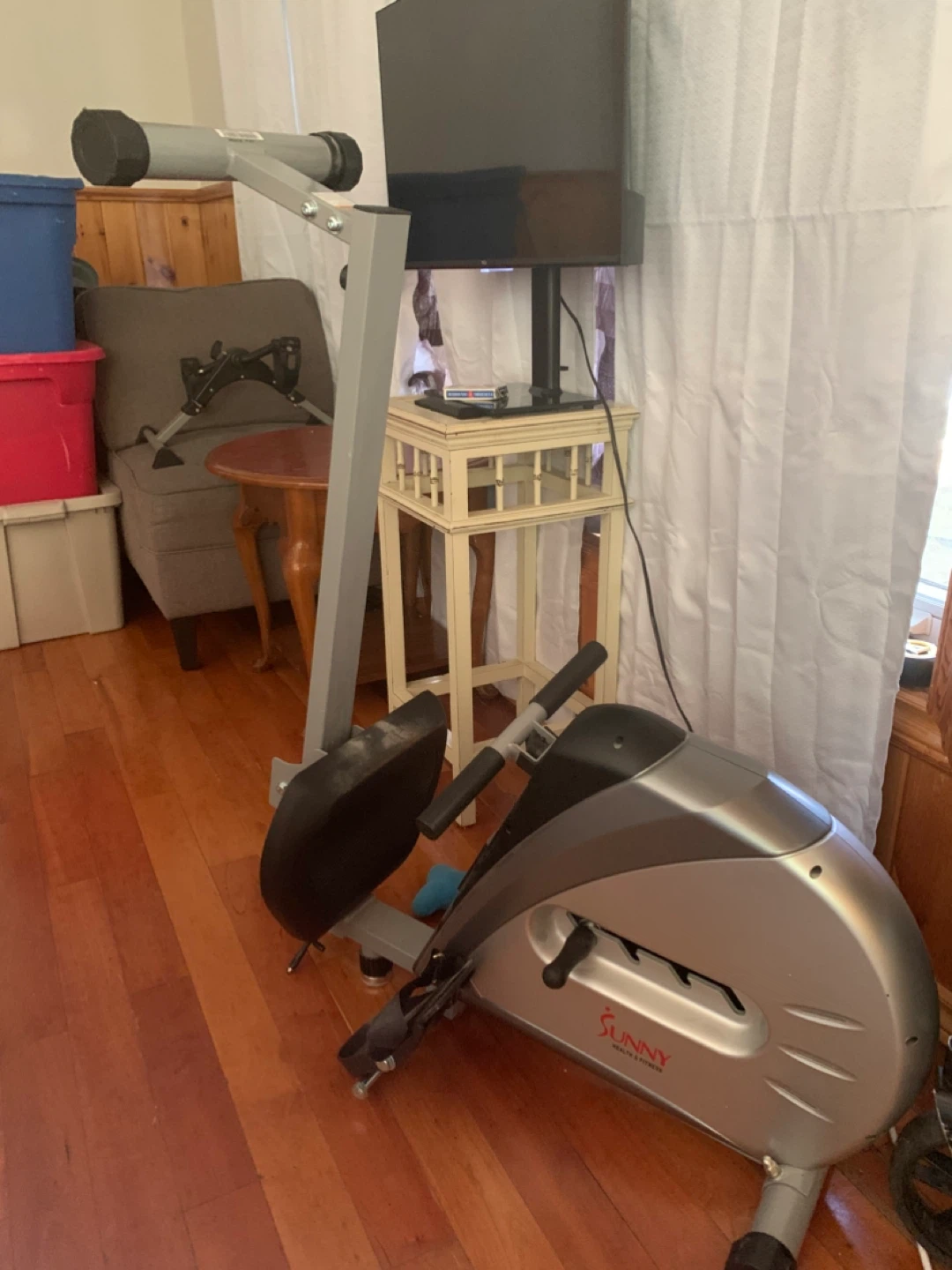 Sunny Health & Fitness Rowing Machine - photo 4