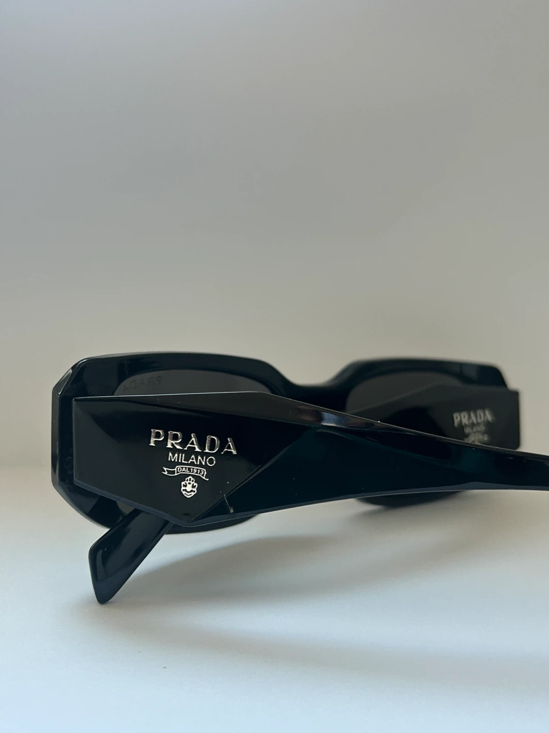 Prada Sunglasses - photo 3