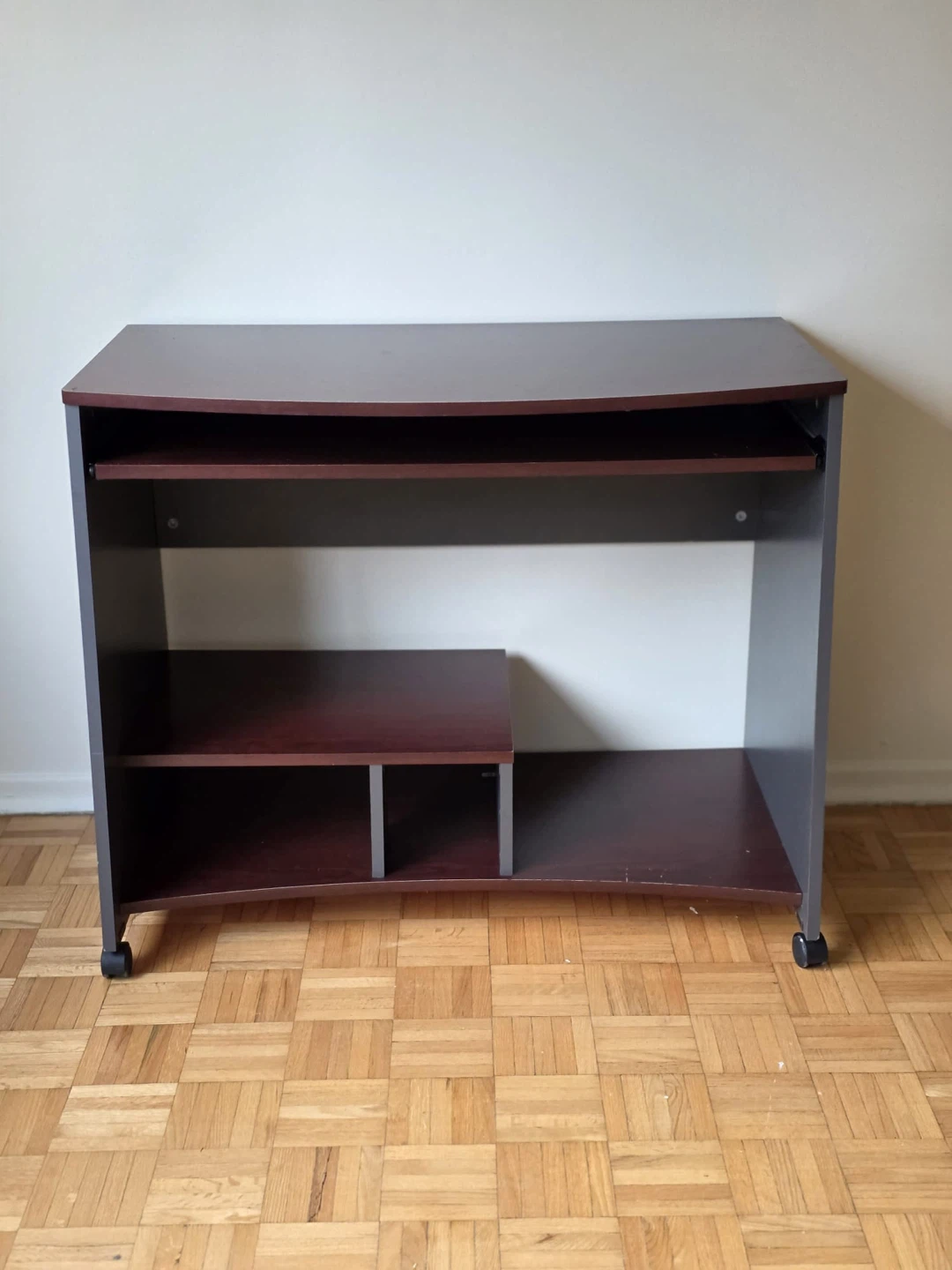 Compact Computer Desk with Slide-Out Keyboard Tray