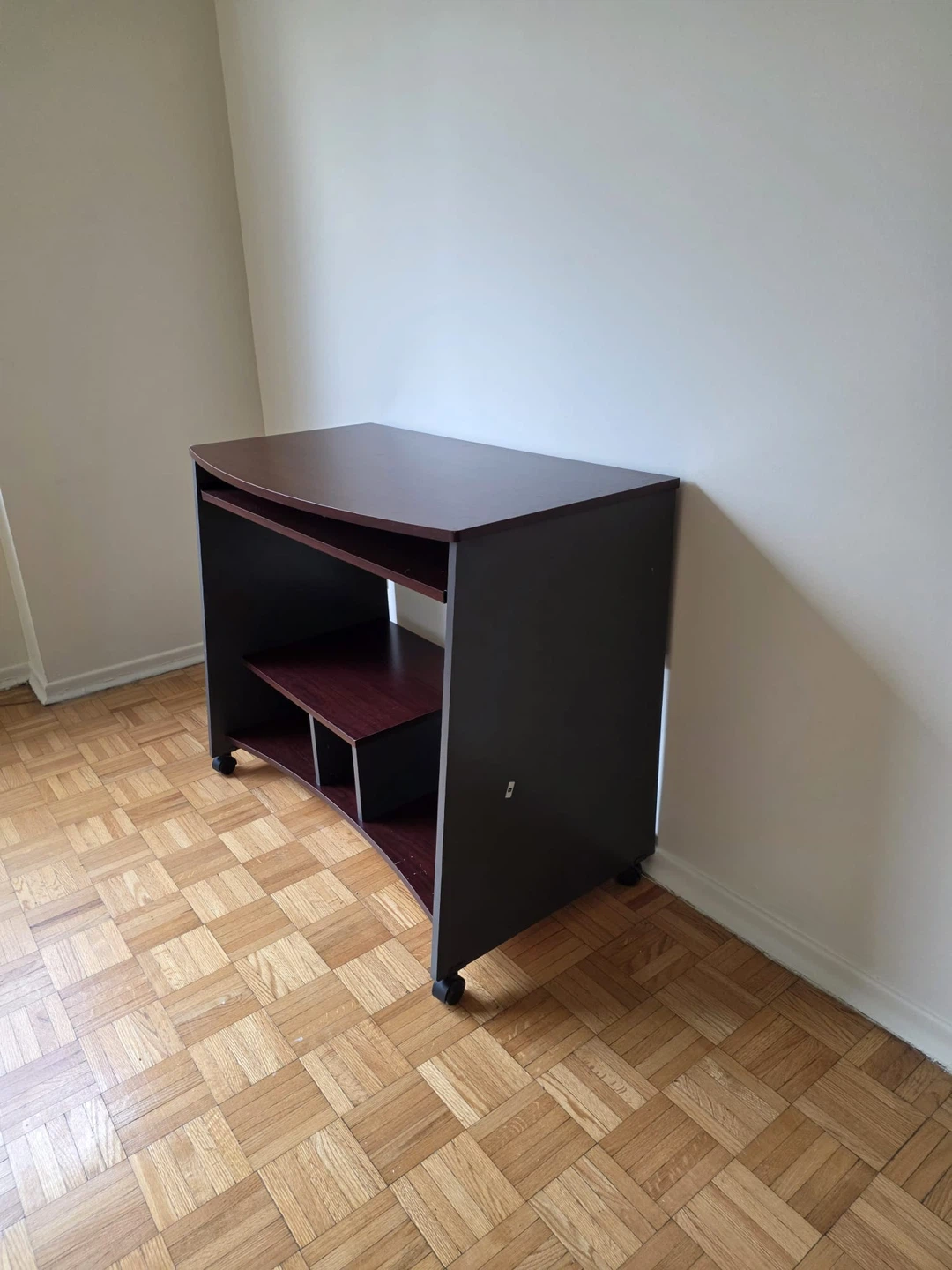 Compact Computer Desk with Slide-Out Keyboard Tray - photo 3