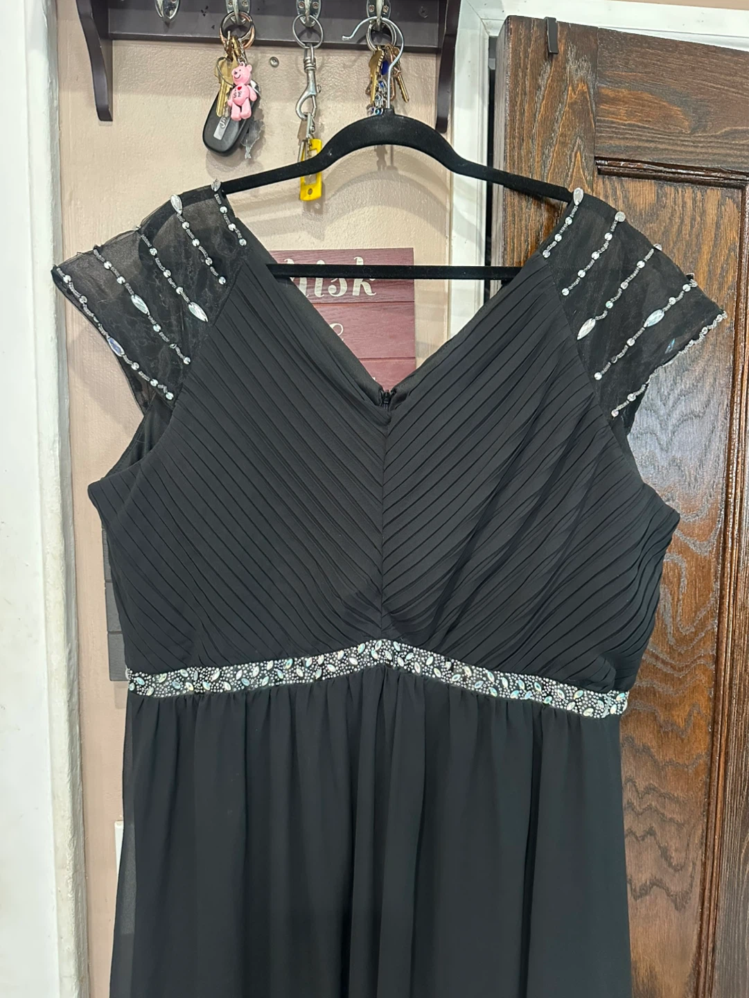 Elegant Black V-Neck Maxi Dress with Beaded Waist Size 3XL - photo 2