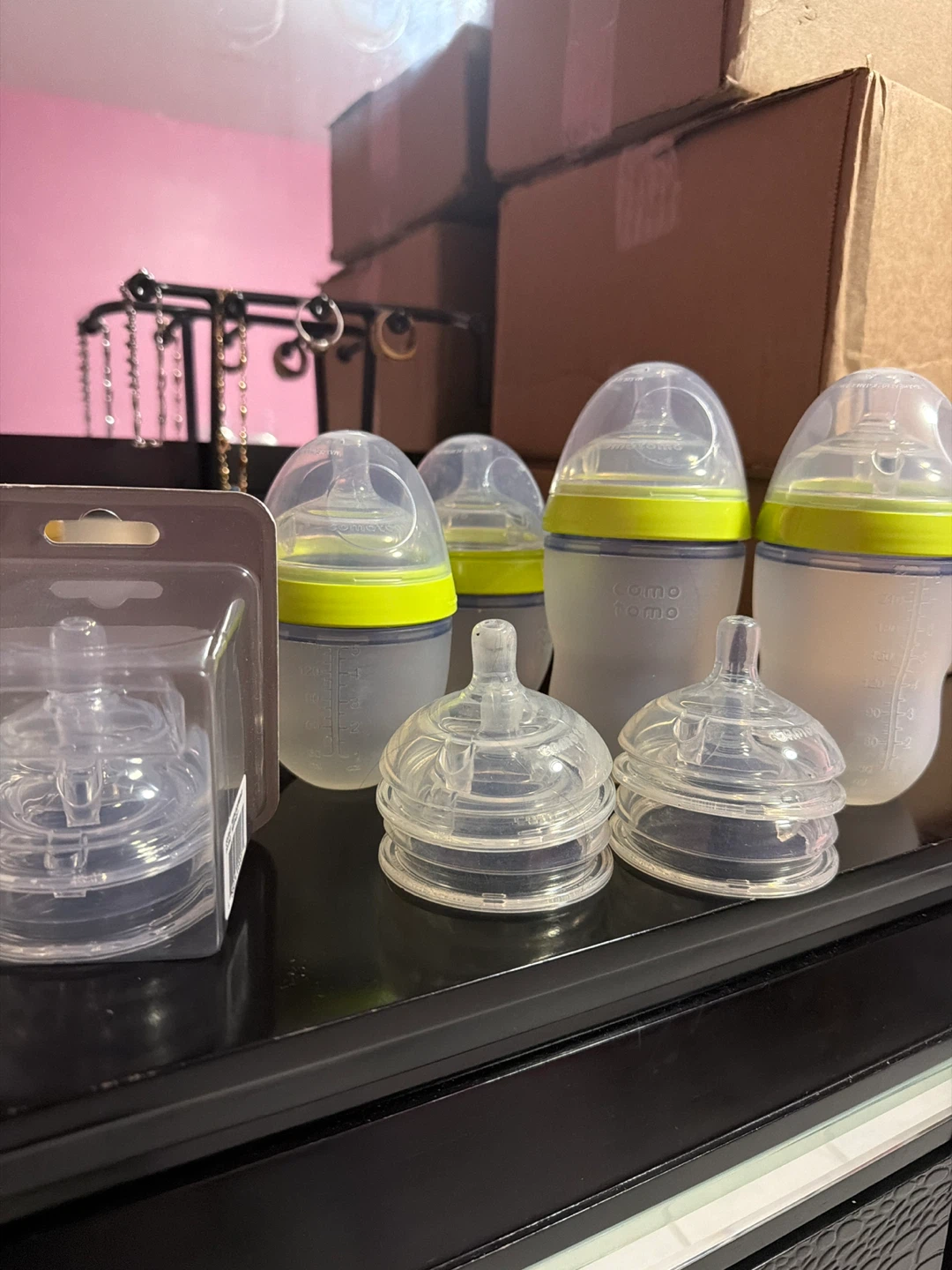 Comotomo Baby Bottles and Momcozy Sound Machine Bundle - photo 3