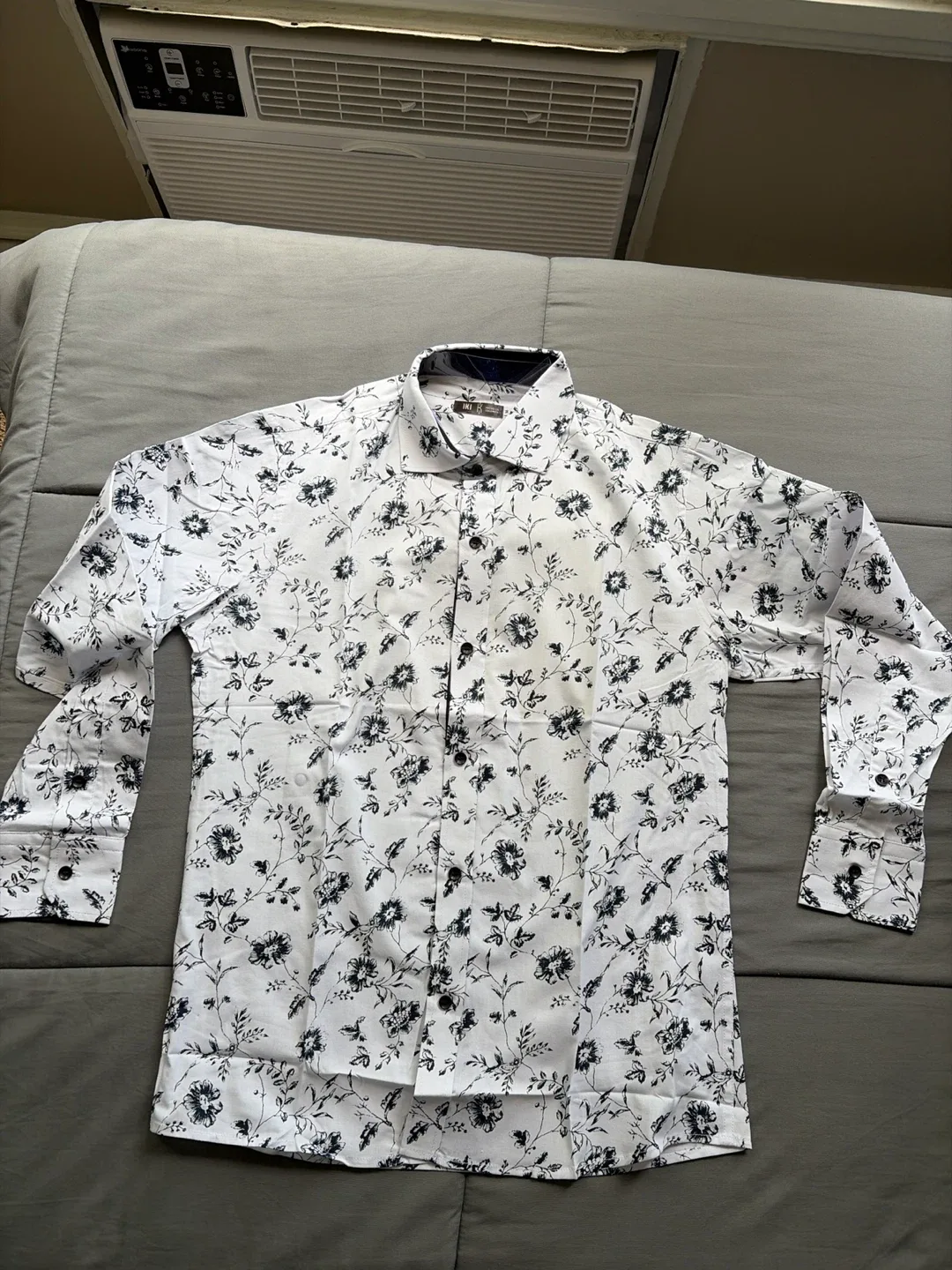 IKI Men's Floral Print Button-Down Shirt - photo 2