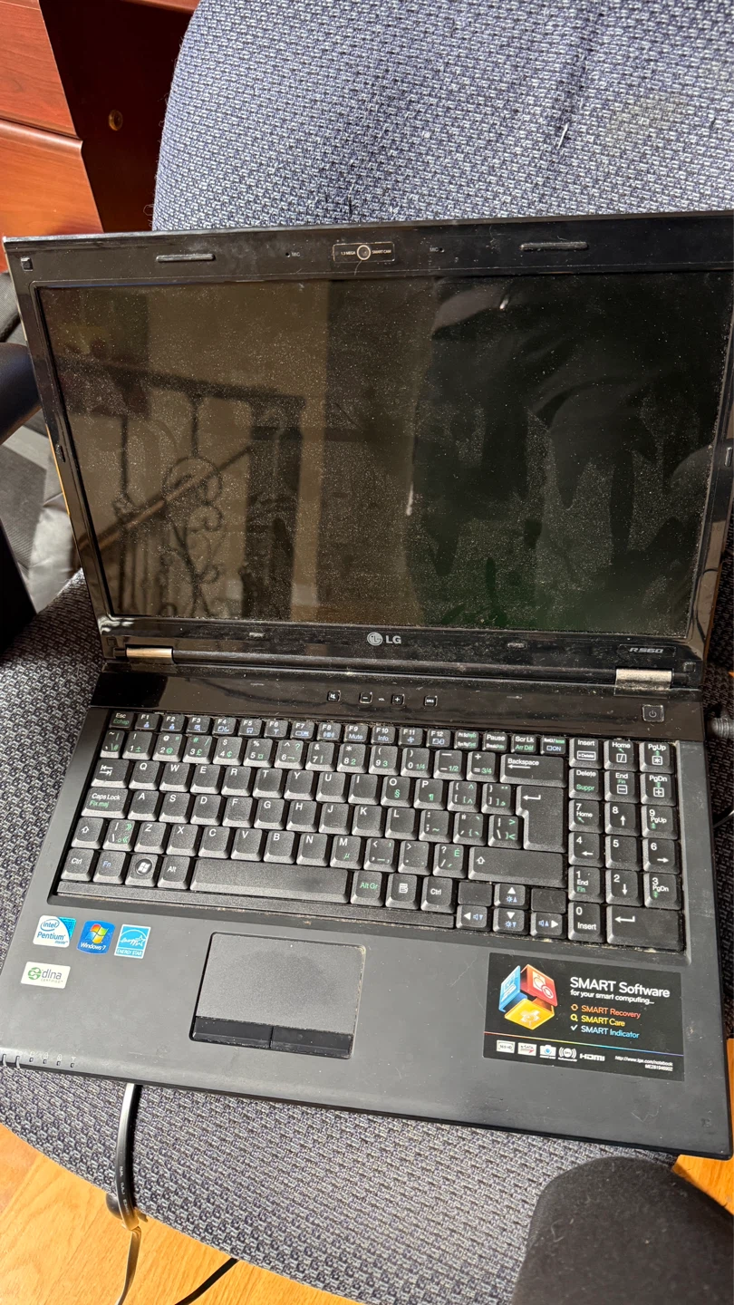 LG Laptop LGR58