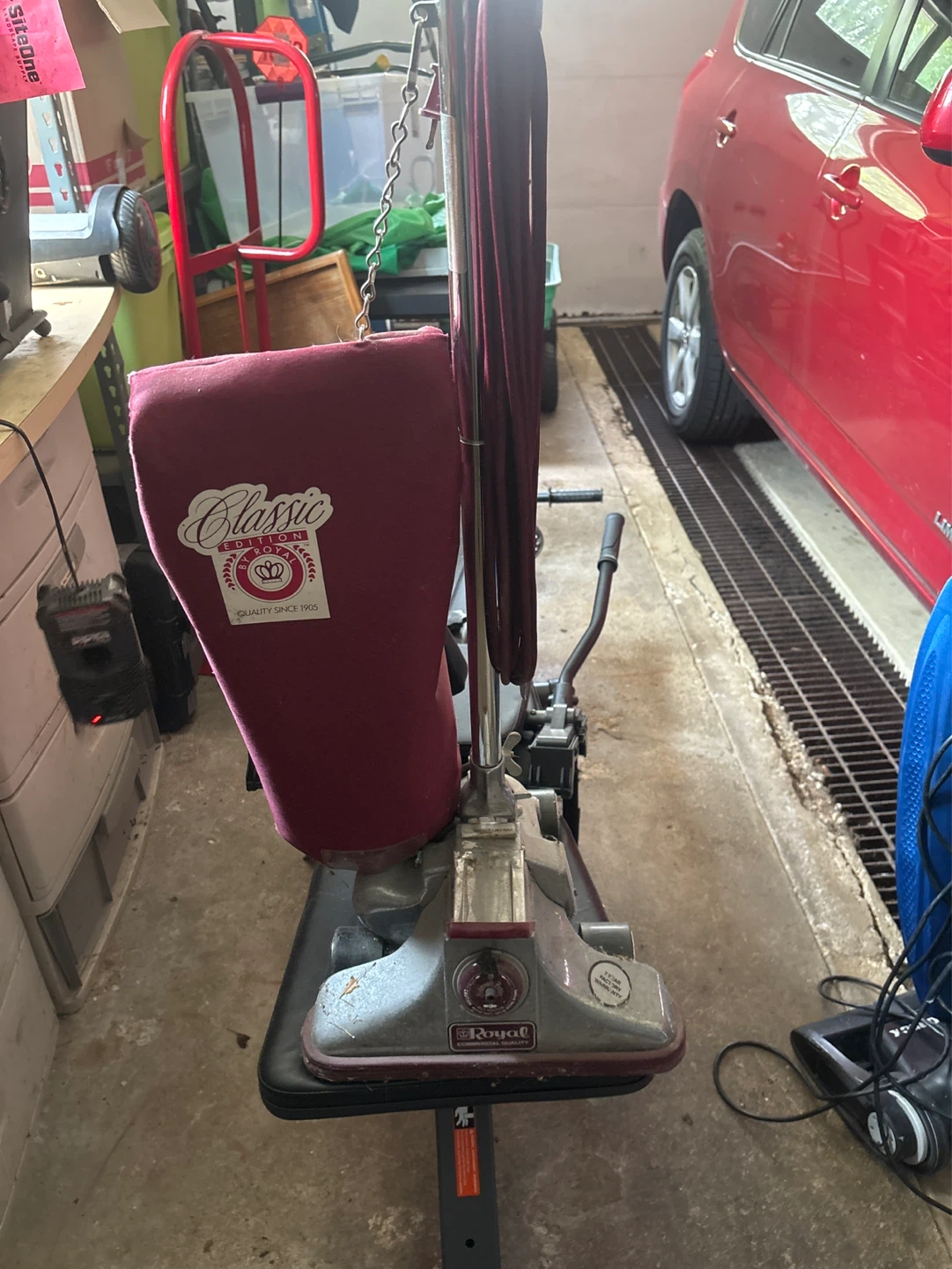 Royal Commercial Quality Vacuum Cleaner - photo 2