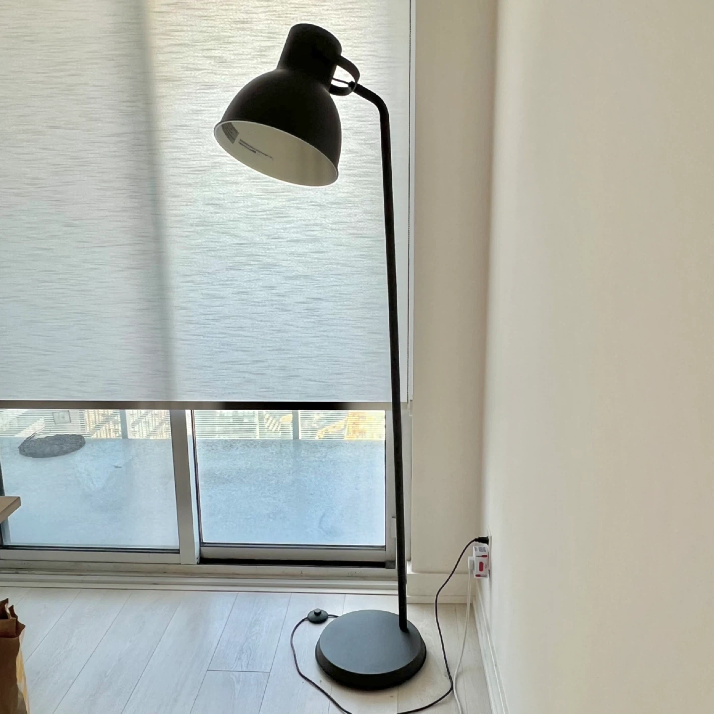 (Retail $90)IKEA HEKTAR Floor Lamp - Dark Gray - photo 2