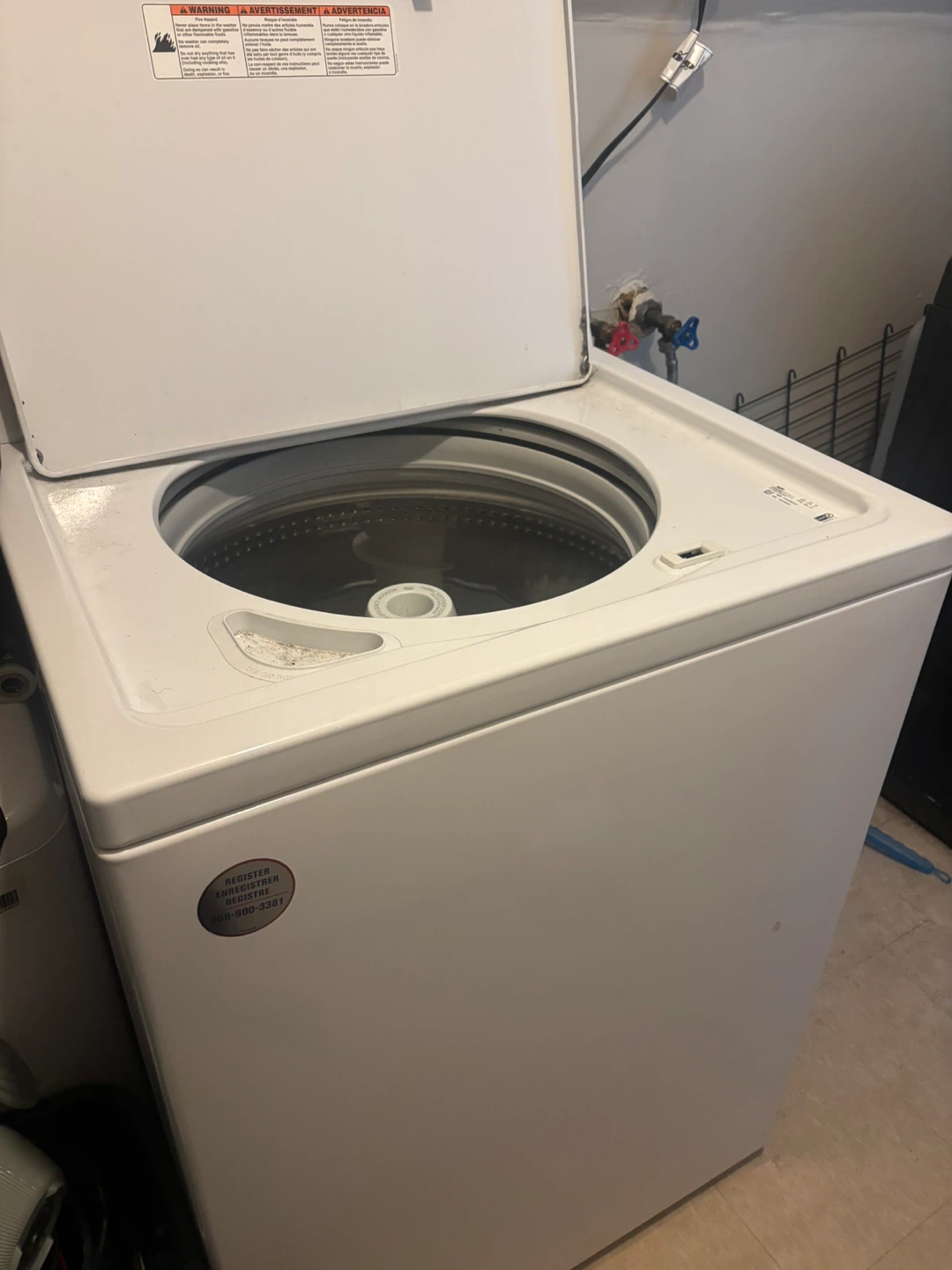 Inglis White Top Load Washing Machine & Midea Grey Dryer - photo 2