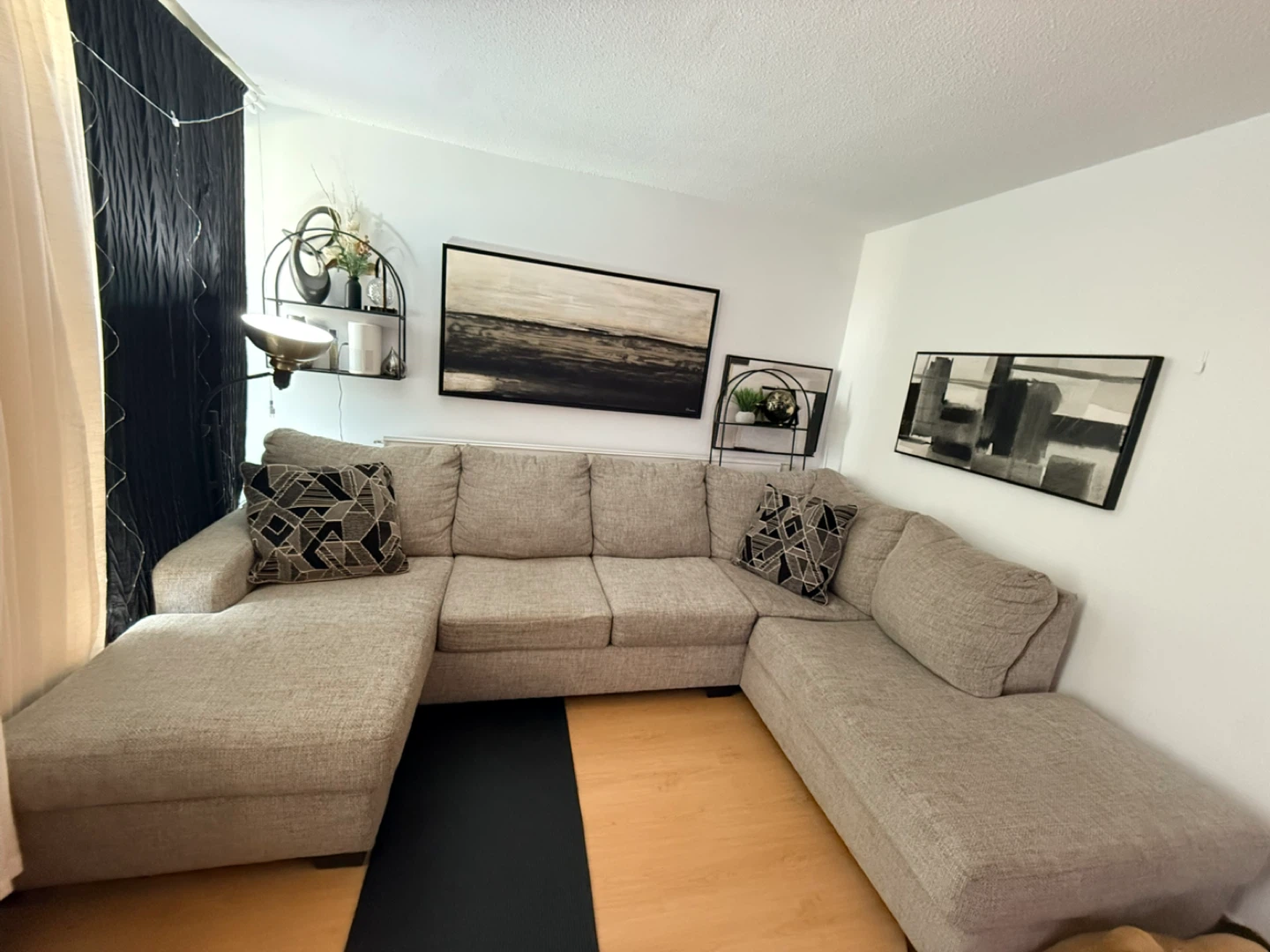 Large Sectional - photo 2