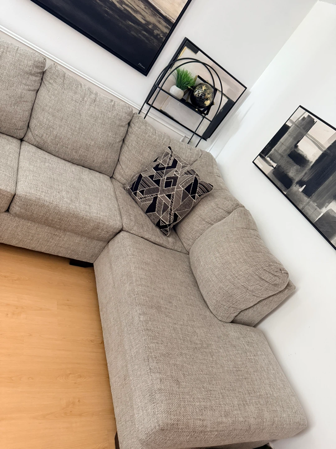 Large Sectional - photo 3