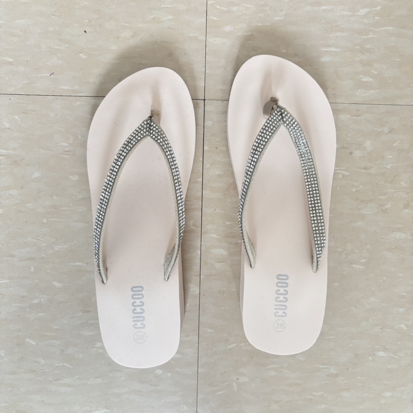 Flip flops womens size 7-8