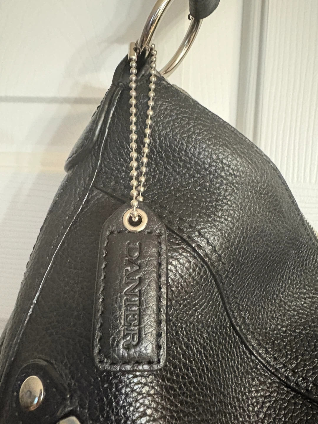 DANIER Black Leather Hobo Handbag - photo 5