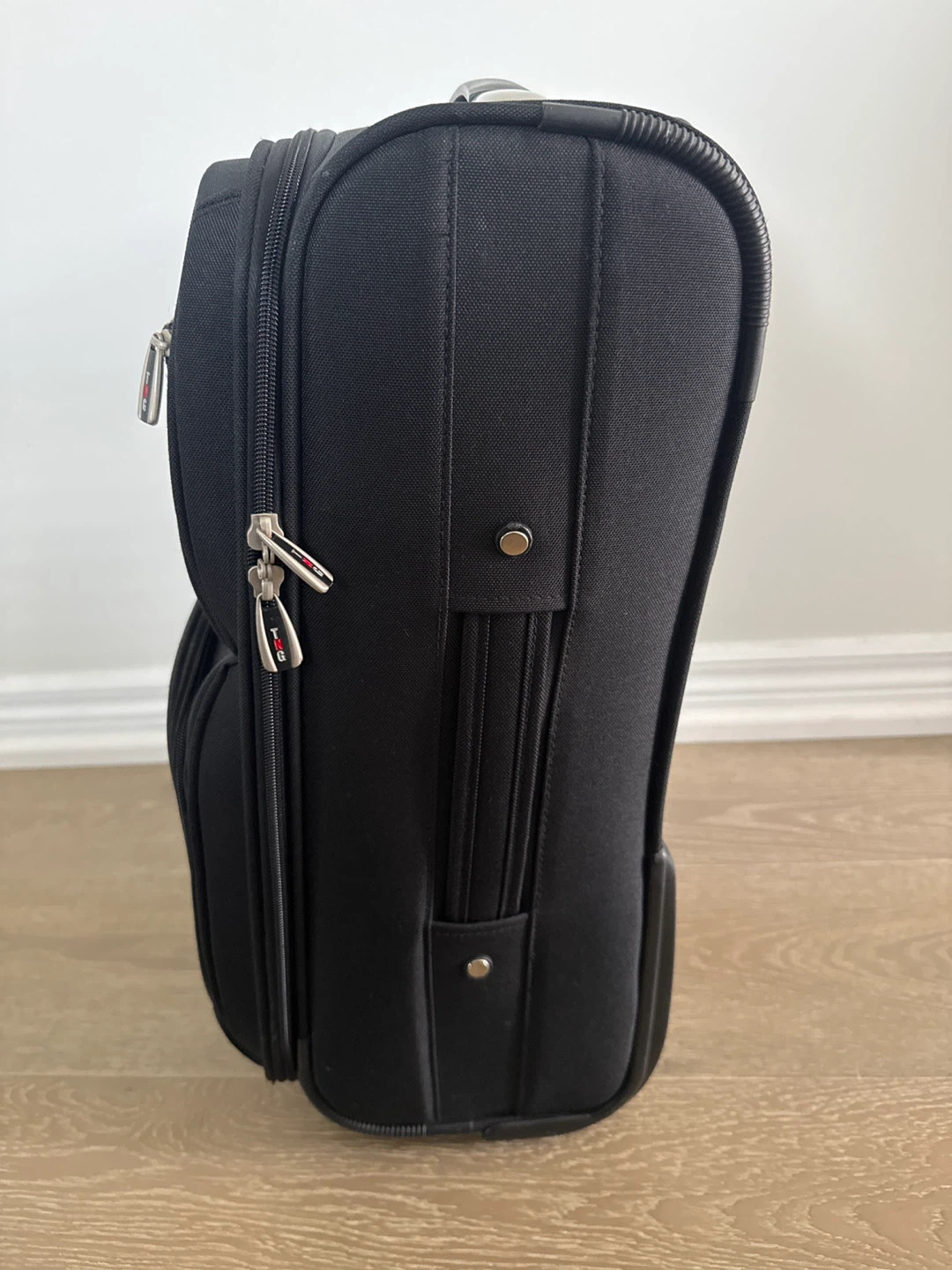 Touch N Go Black Carry-On Suitcase - photo 2
