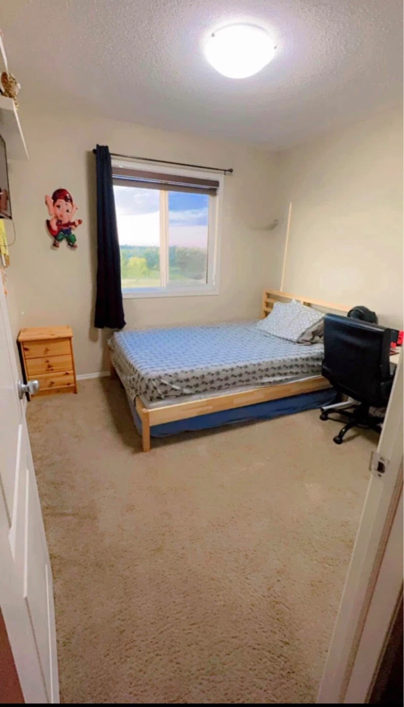 Room available for rent FEMALE only