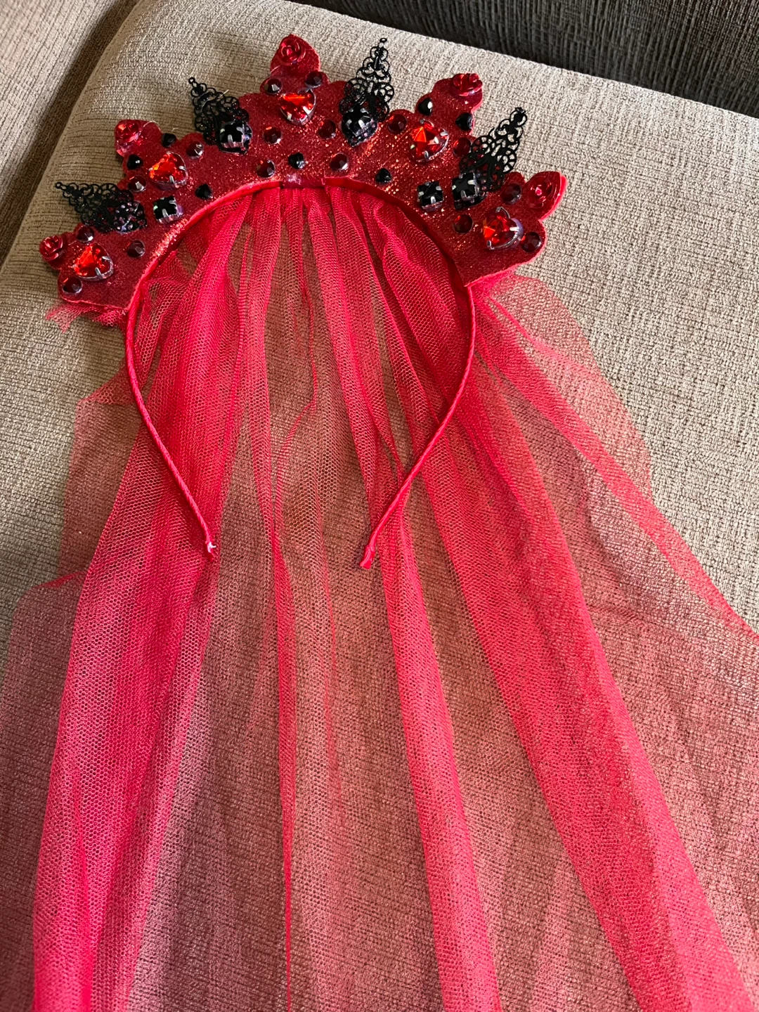 NEW Red Tulle Veil with Crown Headband - photo 2