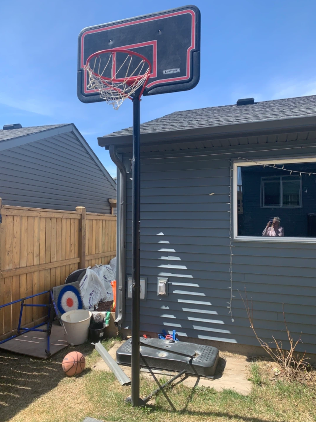 Basketball hoop Lifetime