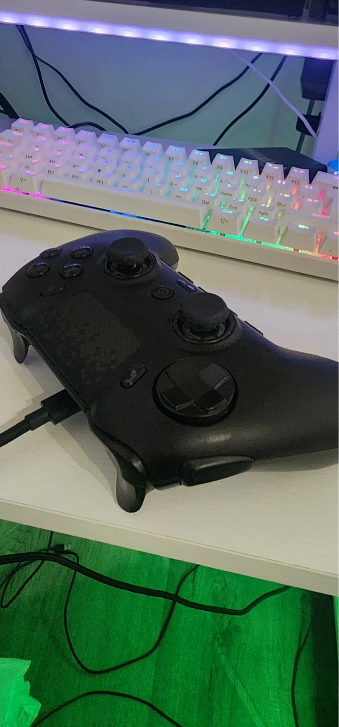SCUF ENVISION Wired V2 (2025) PC Gaming Controller - Black - photo 2
