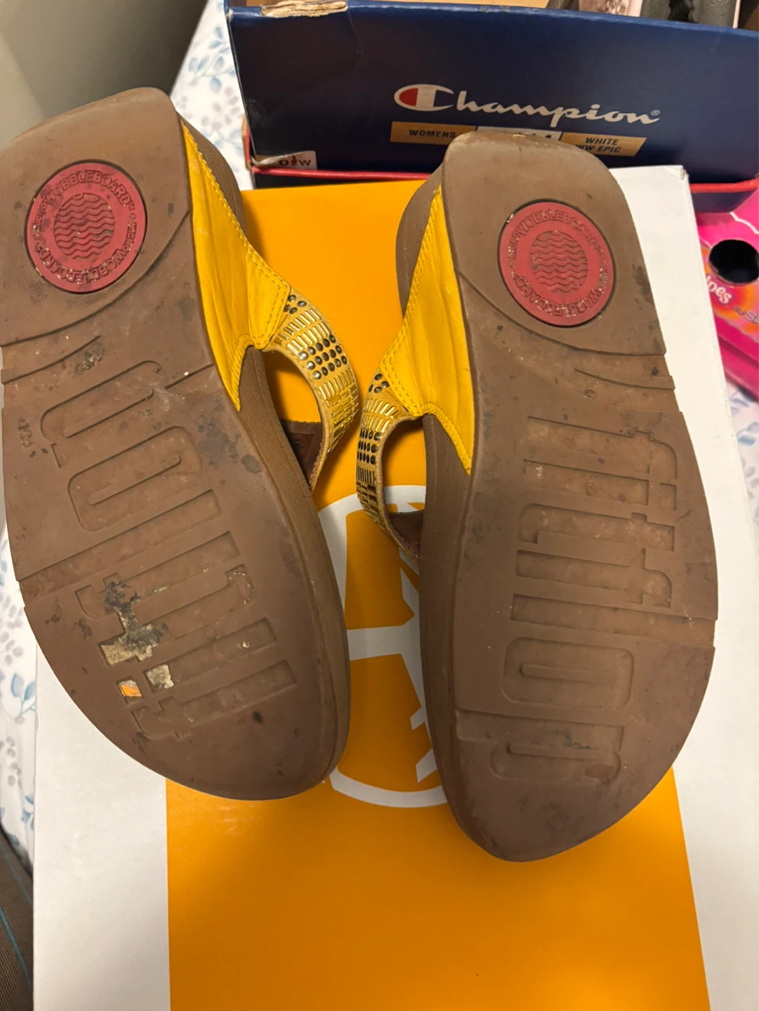 Used FitFlop Flip Flops - Gold Embellished Thong Sandals - photo 2