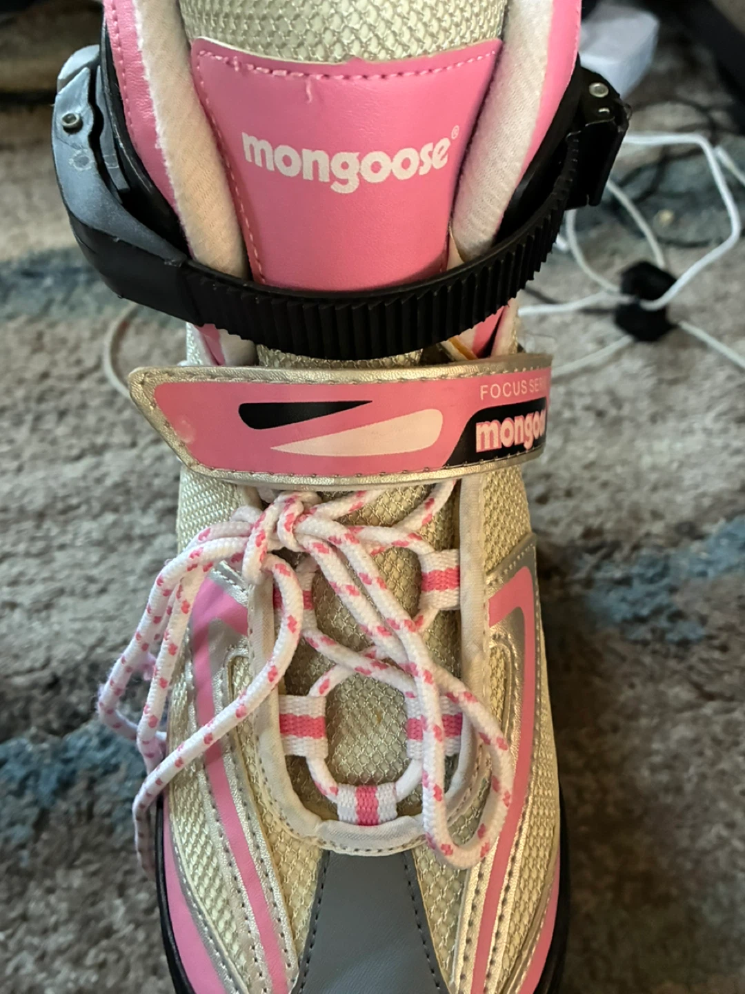 Mongoose focus series adjustable youth roller skates - photo 4