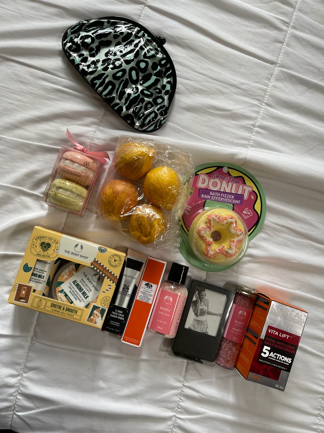 Assorted Bath & Body Products Bundle
