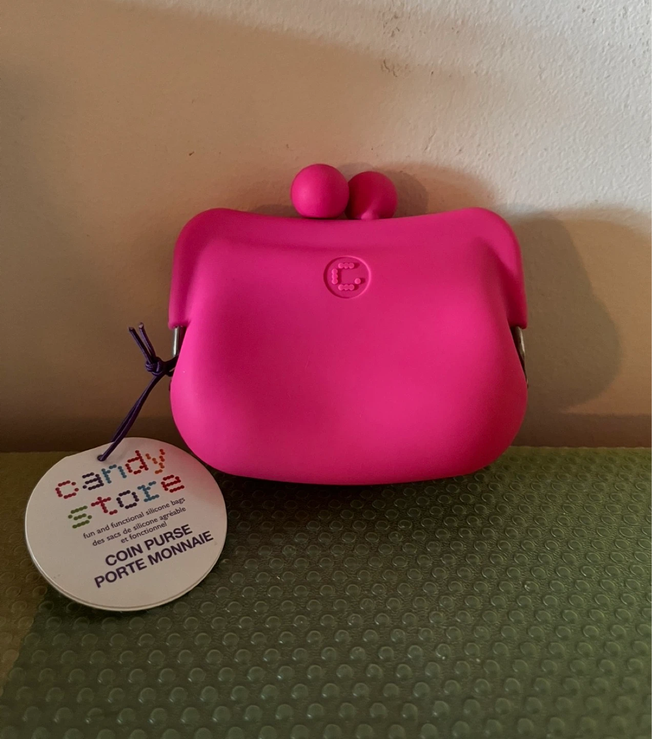 Pink Silicone Coin Valet