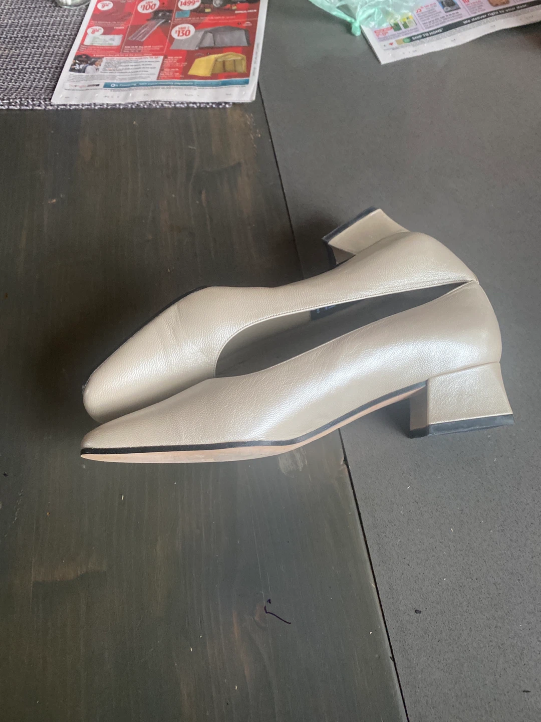 Vaneli Women's Beige Leather Block Heel Pumps Size 7 M - photo 2