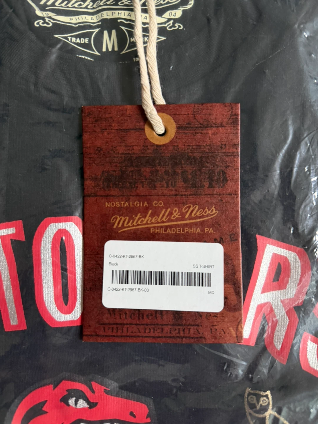 Mitchell & Ness "October's Very Own" Raptors T-Shirt - photo 3
