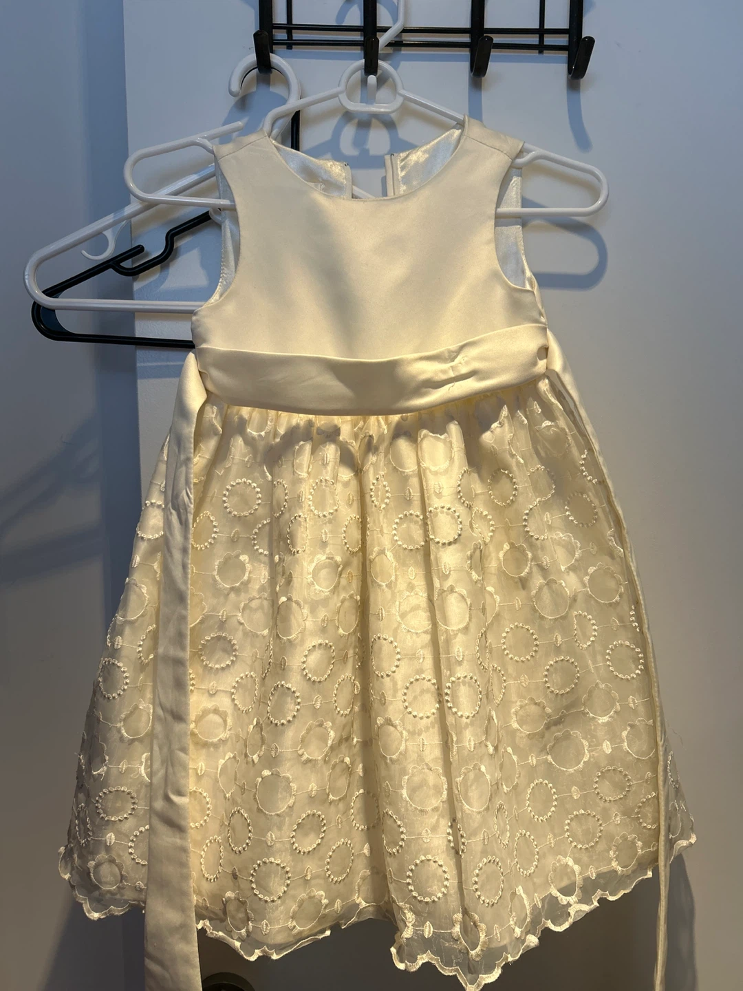 4-6T Cream Lace Flower Girl Dress