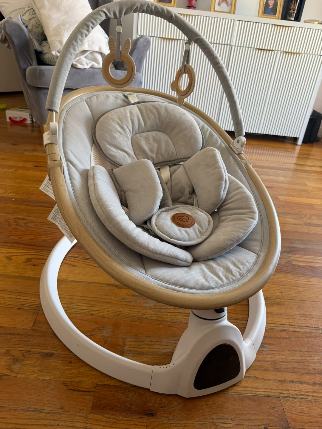 Light Grey Baby Rocker with Wood Trim - photo 2