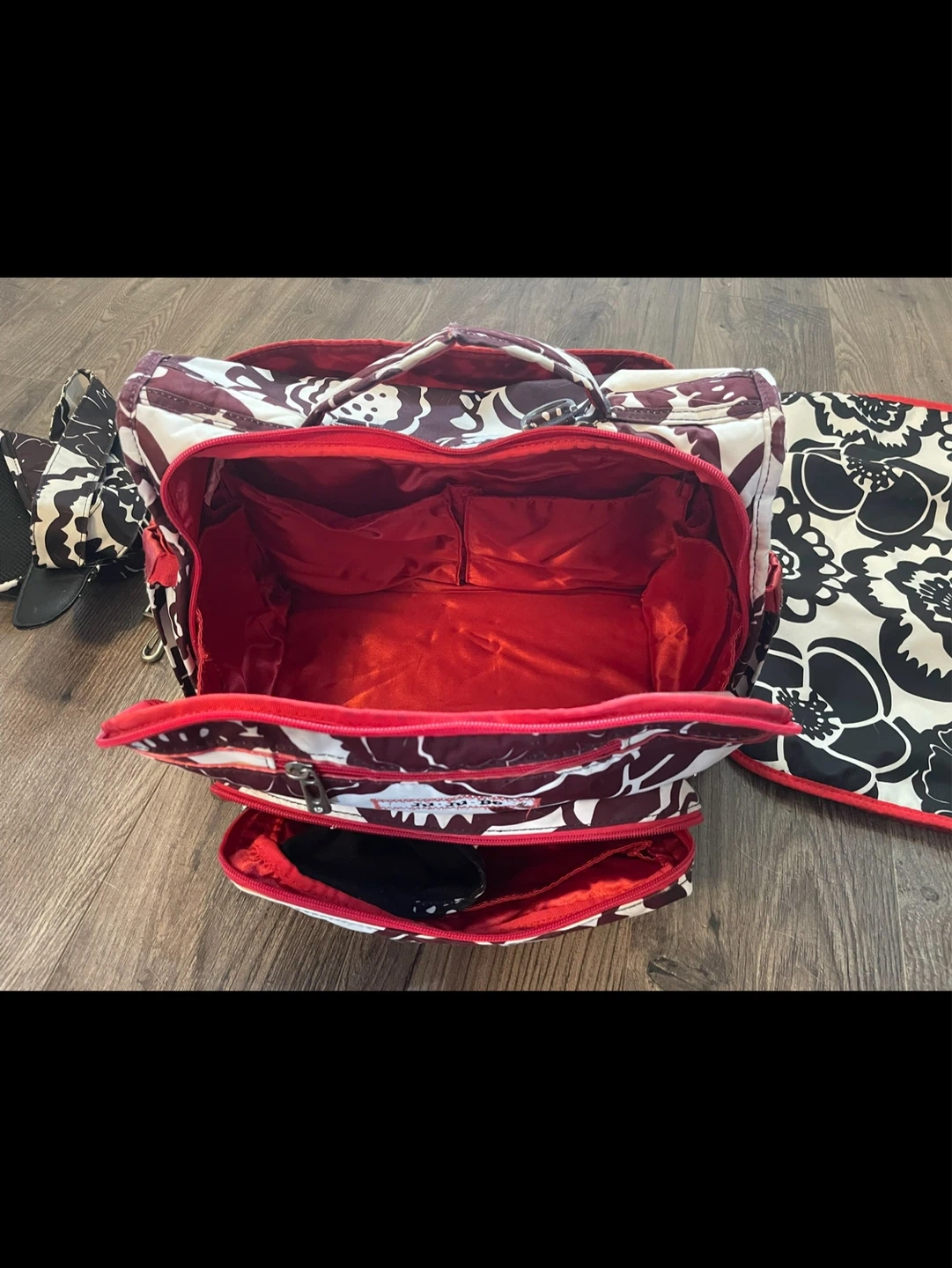 Ju-Ju-Be Diaper Bag Set with Changing Pad - photo 3