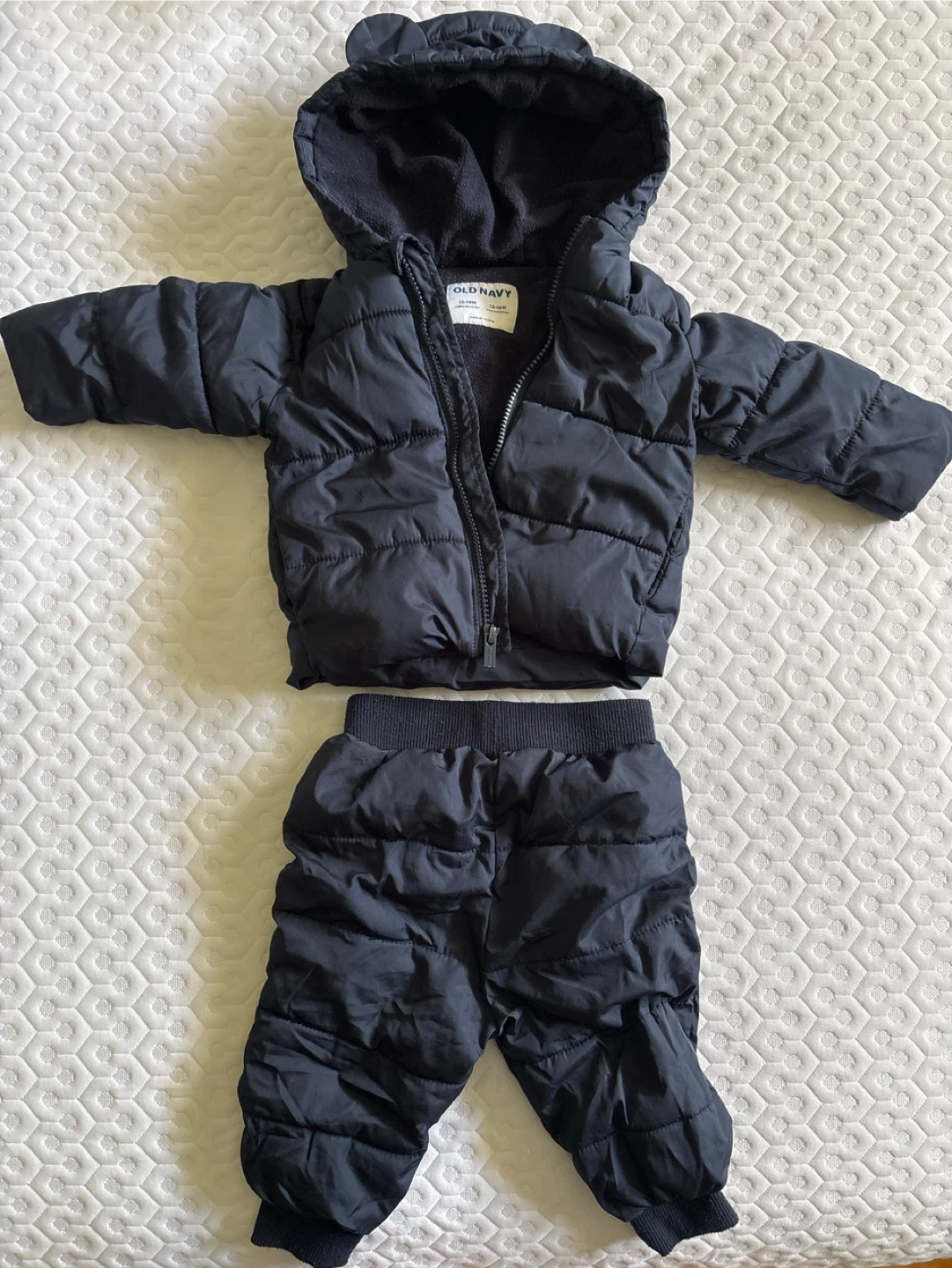 Old Navy Fleece Lined Jacket and Puffer Pants Set - 12-18 Months - photo 2
