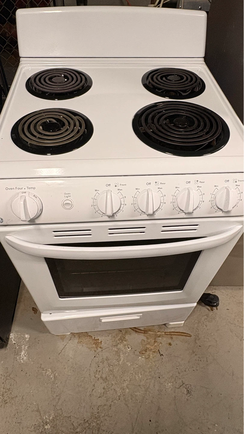 White GE Electric Coil Top Stove with Oven