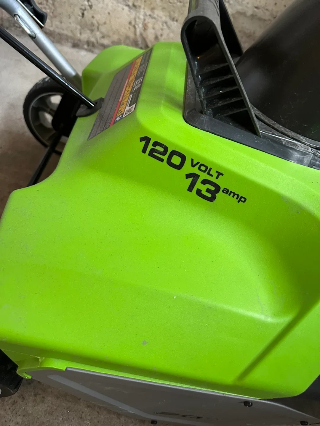 Greenworks 120 Volt 13 Amp Electric Snow Thrower - photo 2