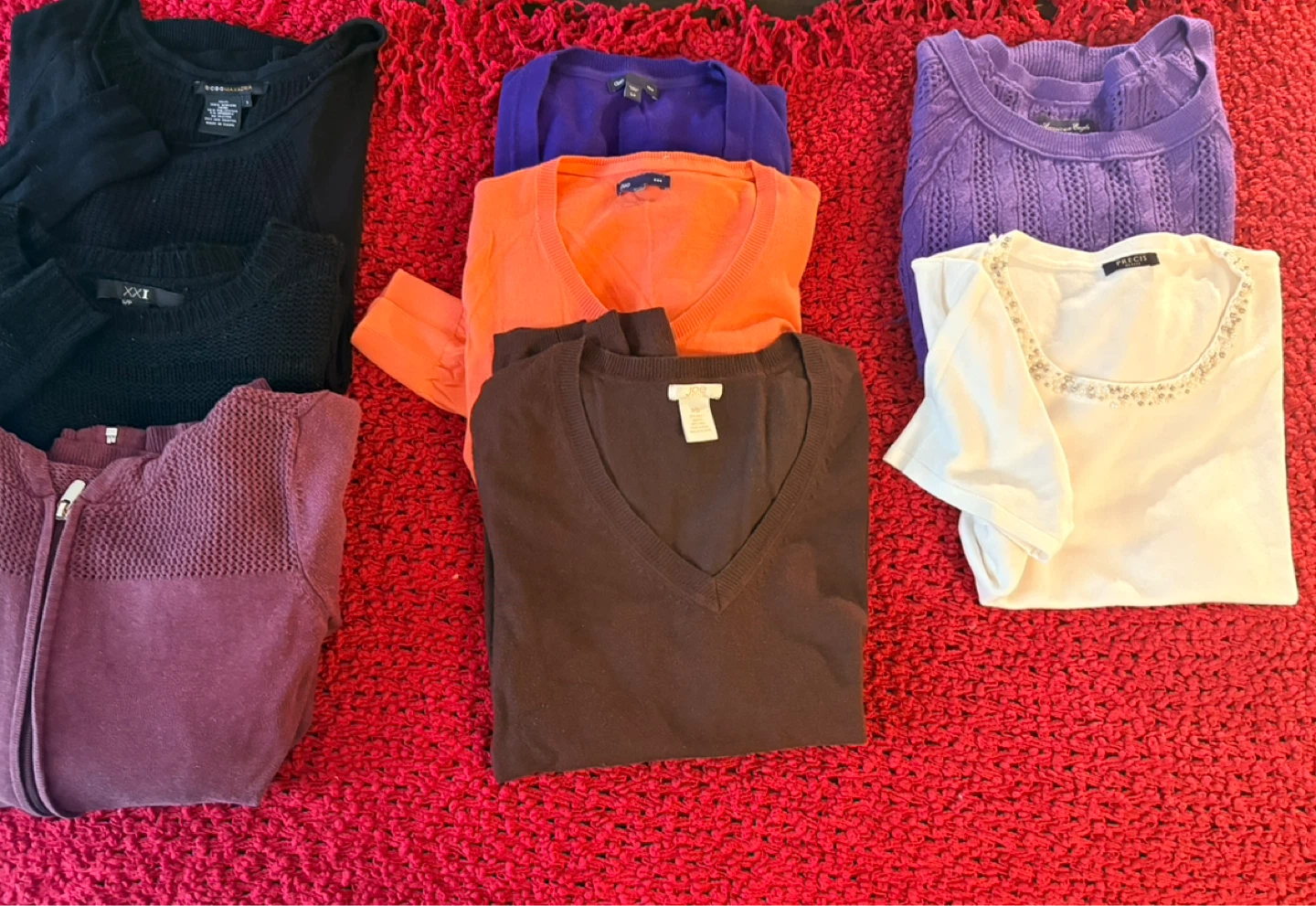 Bundle of Women's Sweaters - photo 2